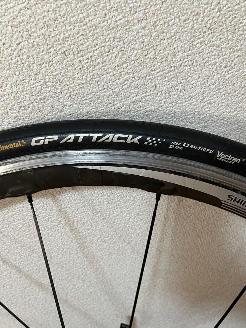 SHIMANO RS81 コンチネンタルの新品タイヤ付き