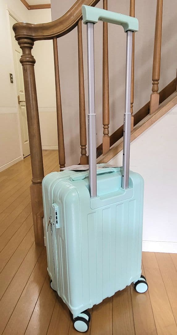 しまむら　ディズニー　アリエルスーツケース