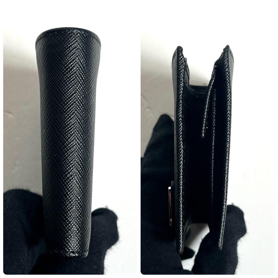 【新品未使用・付属品完備✨】現行 PRADA サフィアーノレザー 折り財布