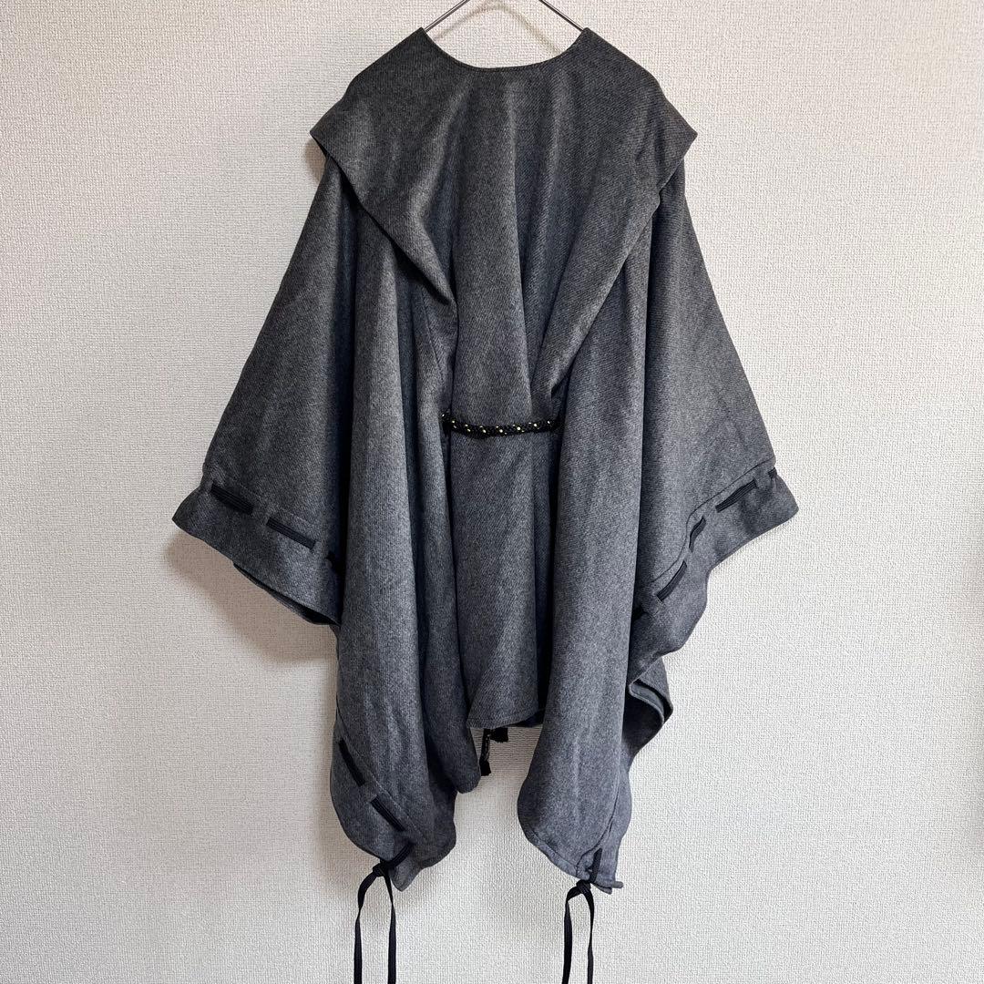 Yami　ウール、カシミヤ　ケープコート　ポンチョ