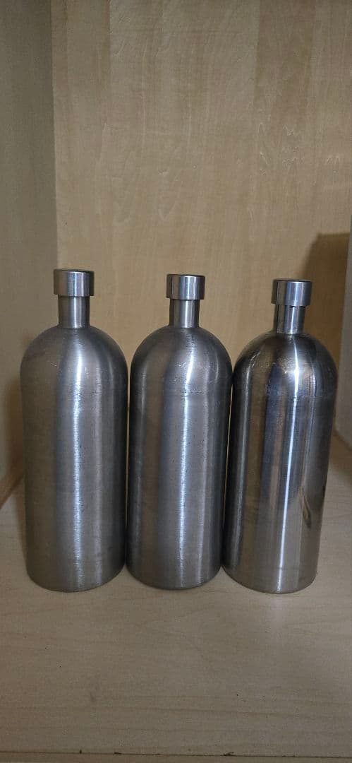 珍しい1800mlチタンボトル 3本セット