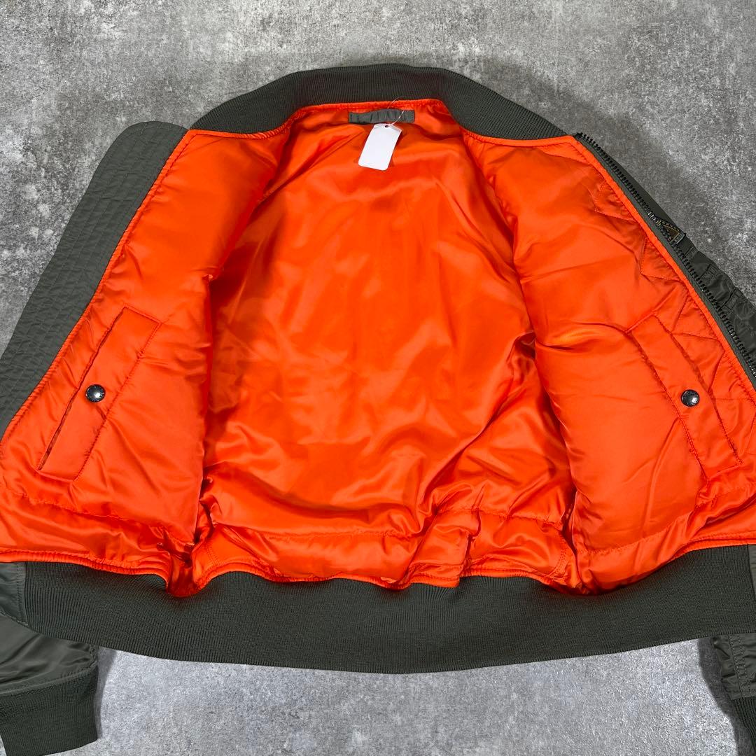 AVIREX MA-1 TOP GUN ワッペン　M カーキ　フライトジャケット