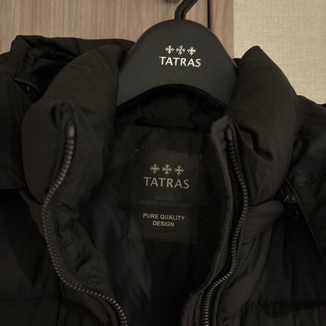 タトラス　TATRASブラック フード付きダウンベスト