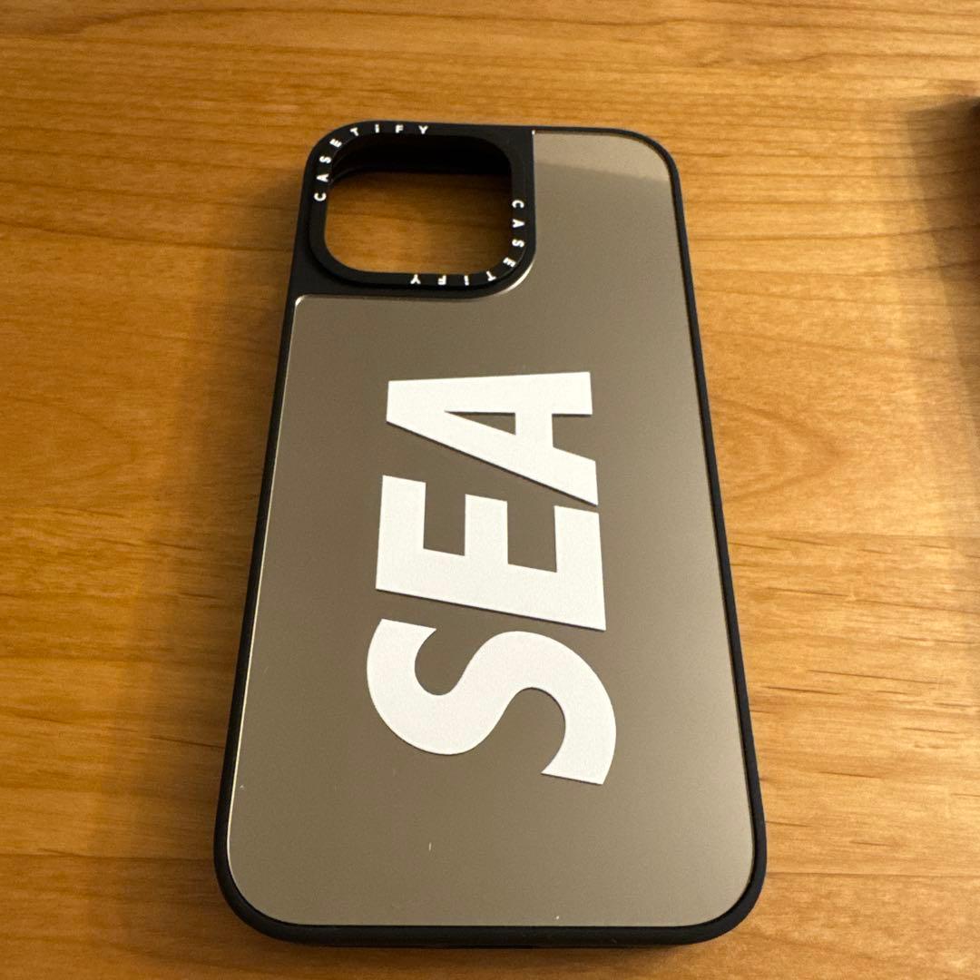 CASSETiFY wind and sea 15Pro Max ケース