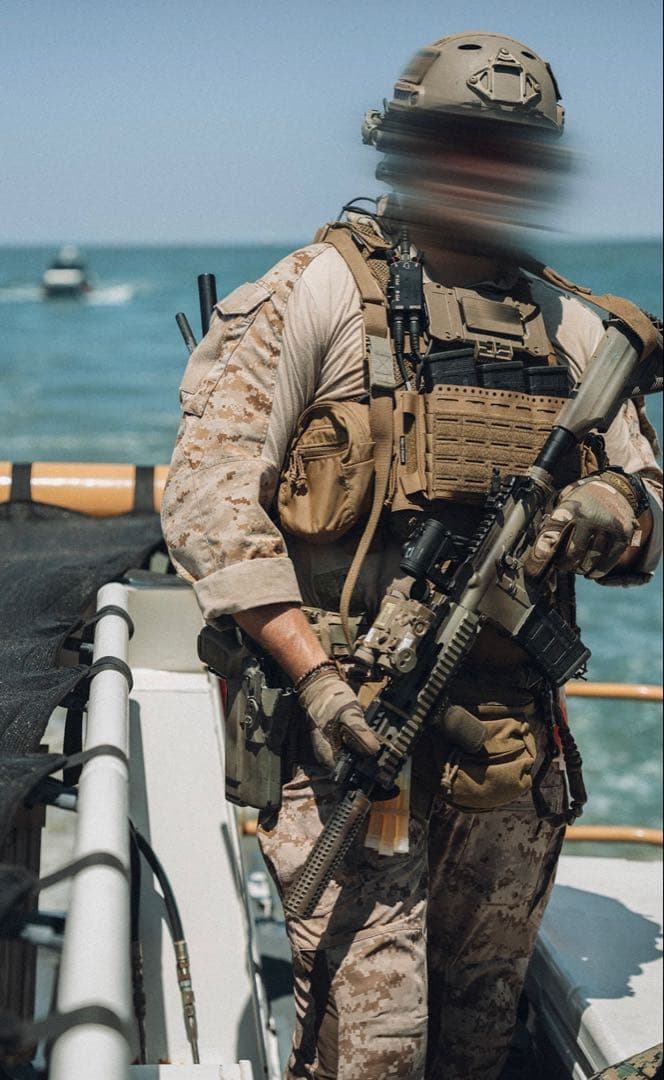 ハ*鍋様 Born Primitive Opアサルトパンツ 32 /30 デザー