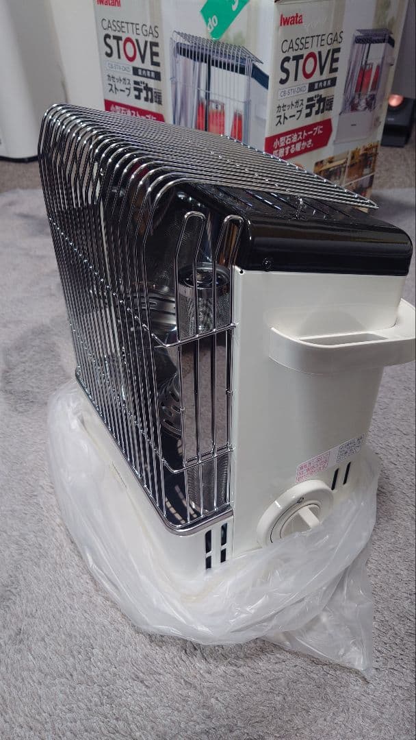 イワタニ カセットガスストーブ　デカ暖