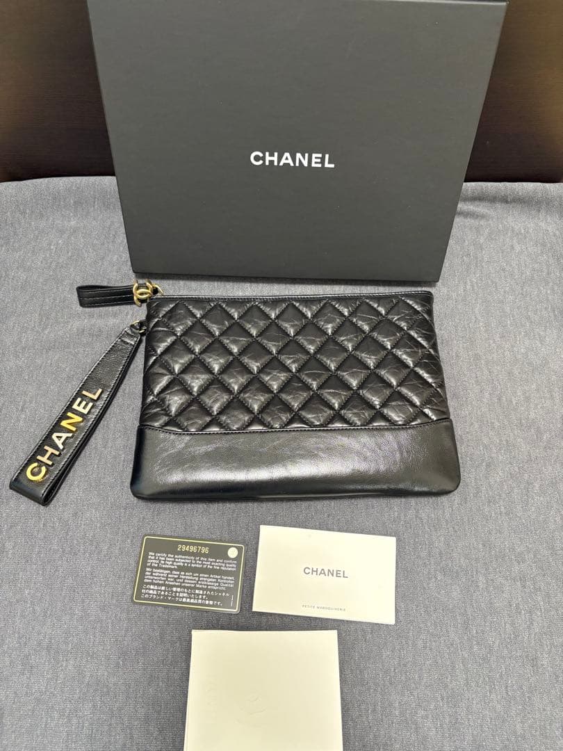 美品　シャネル ガブリエル クラッチ バッグ ブラック　レア　ロゴストラップ