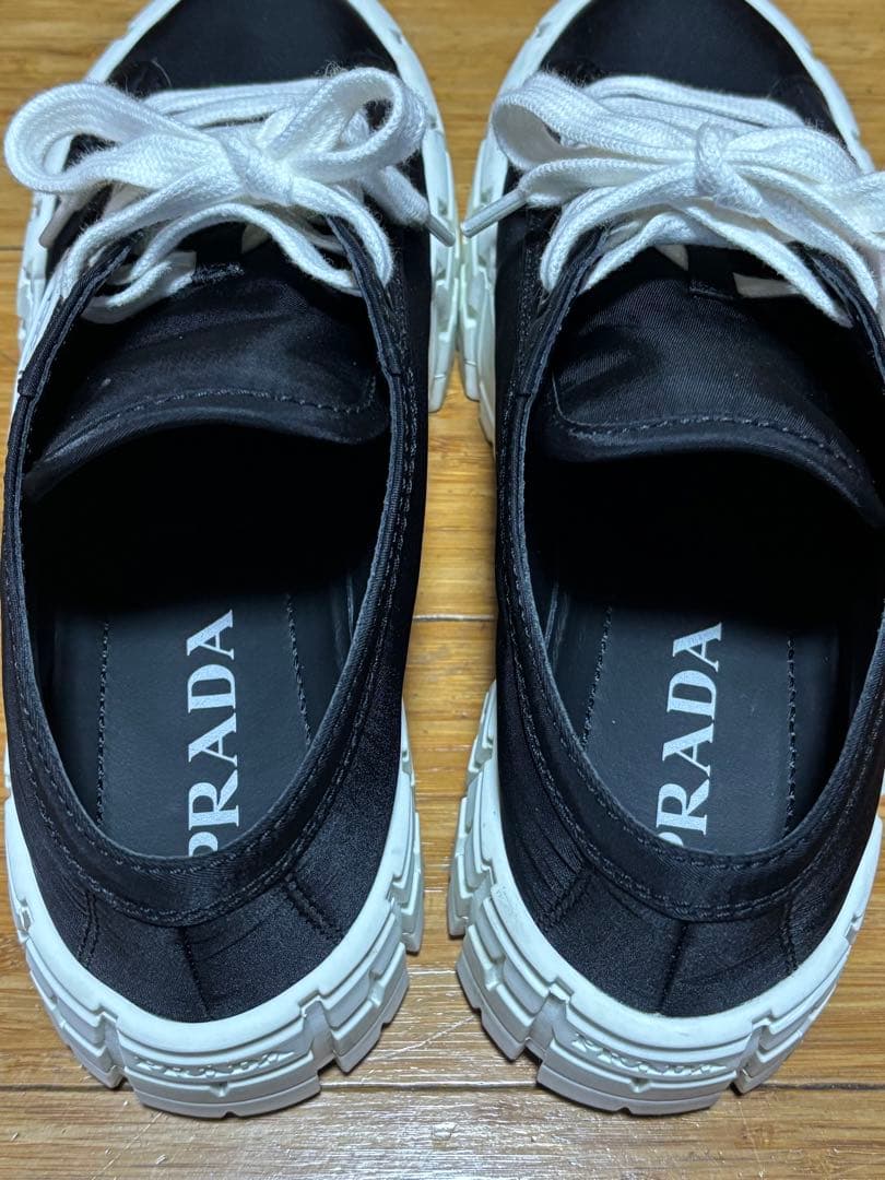 PHSお値下げ！PRADA ブラックスニーカー ホワイトソール厚底37.5