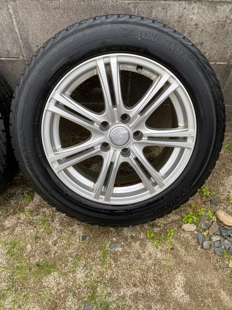 スタッドレスタイヤ付きストレンジャーホイール17インチ４本セット