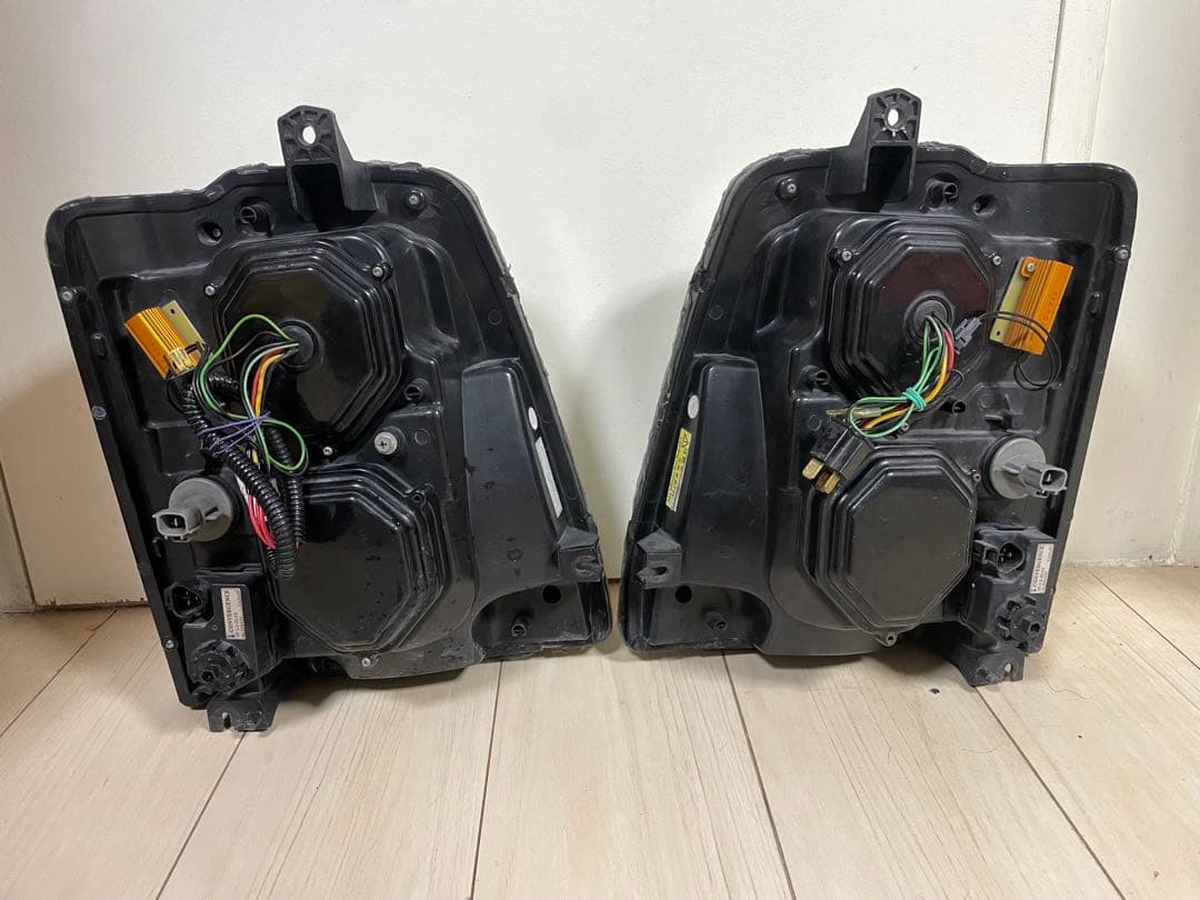 REIZ DA63T/DA65T キャリイ ヘッドライトユニット　中古品