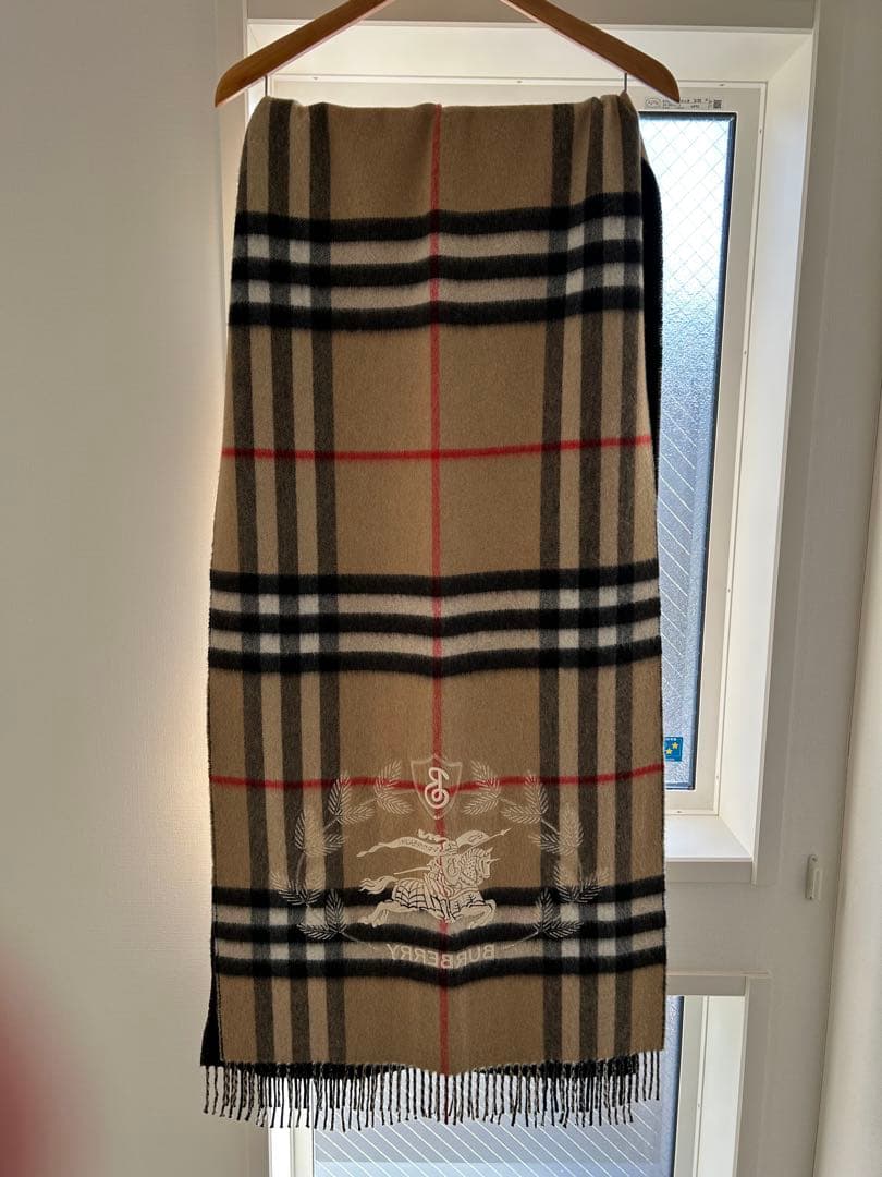 【未使用品タグ有り】BURBERRY 100%カシミアスカーフ