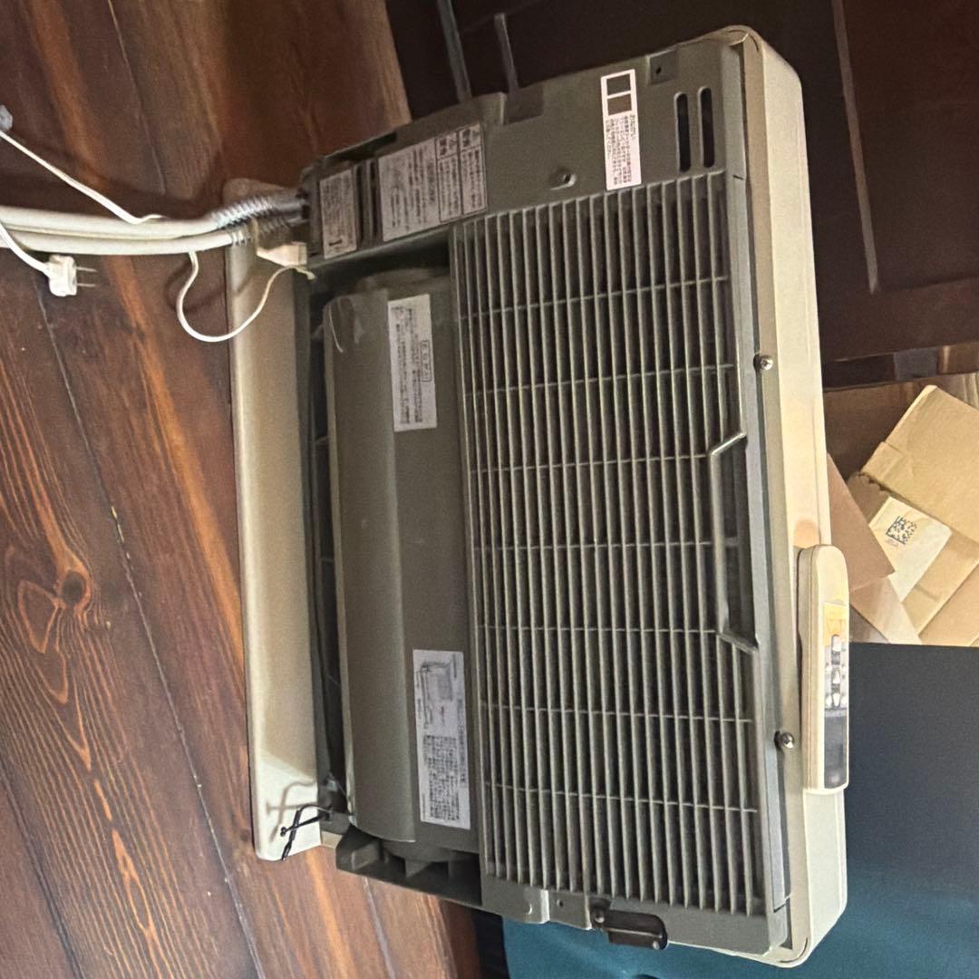 温水ルームヒーター