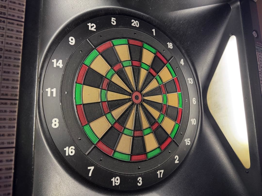 横浜市内引取限定　VS PHOENIX ダーツマシン 美品