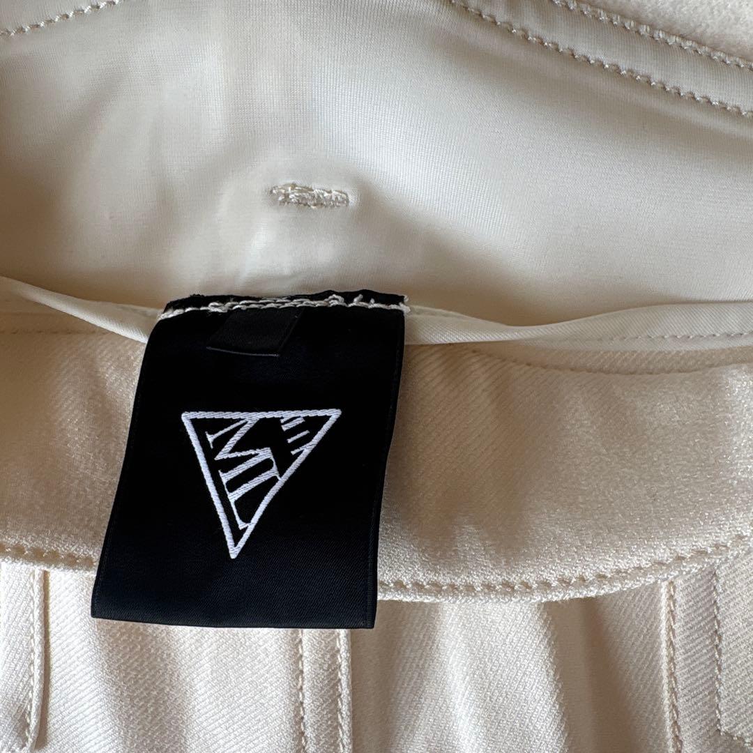 マークアンドロナパンツコードシリーズ