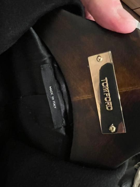 トムフォード。チェスターコート ブラックロングコート