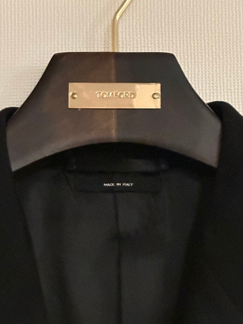 トムフォード。チェスターコート ブラックロングコート