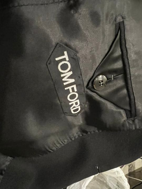 トムフォード。チェスターコート ブラックロングコート