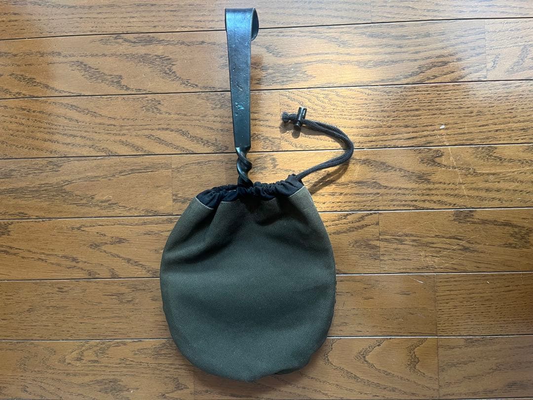 【millio】鍛造フライパン20cm 蓋、収納袋付き