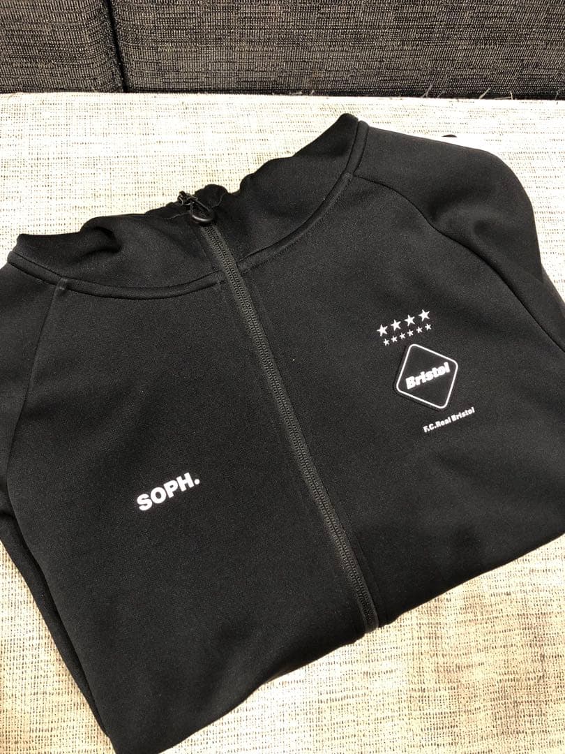 FCRB TRAINING TRACK HOODIE &PANTSセットアップ