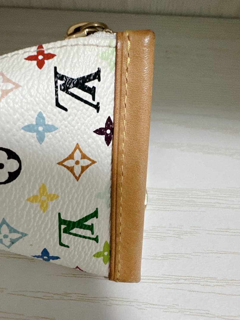 ヴィトン　キーチャーム