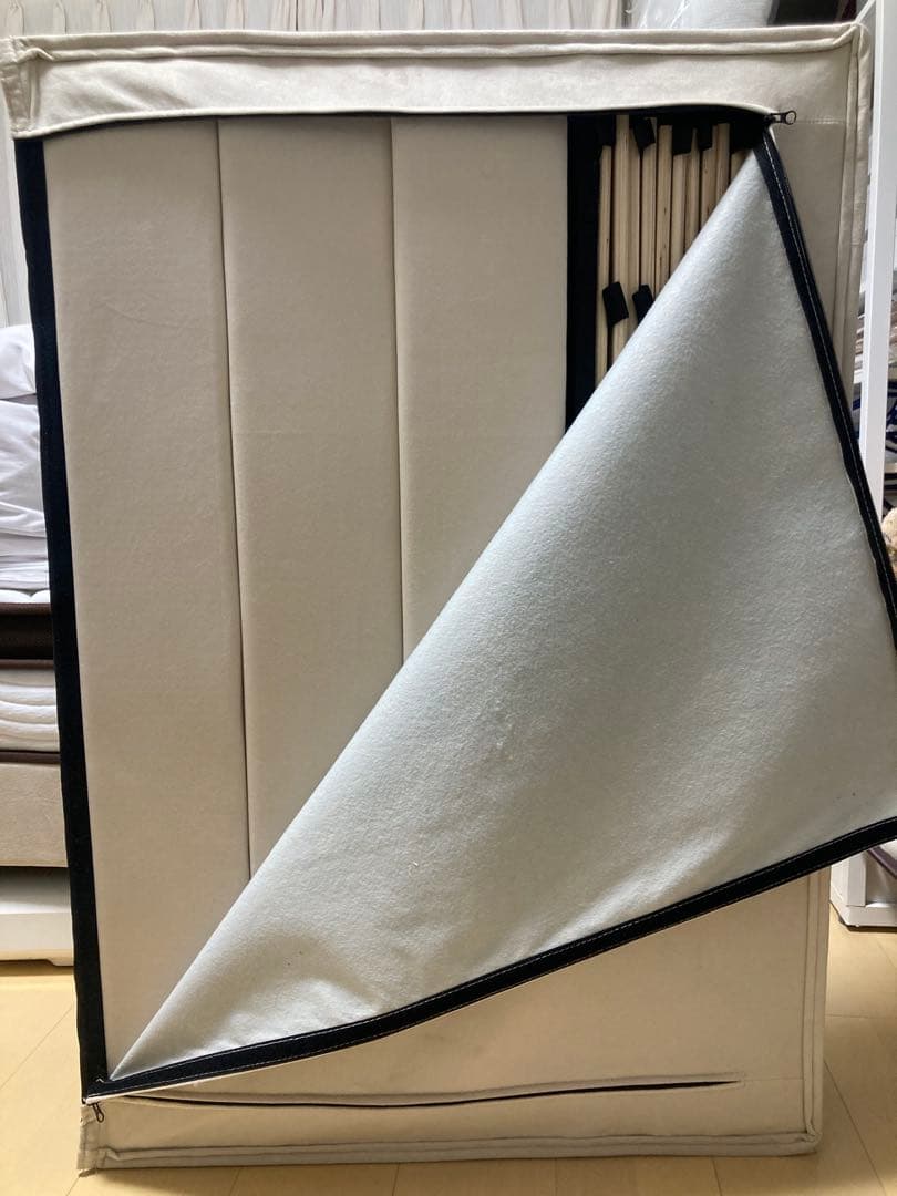 ホワイト シングルベッドフレーム