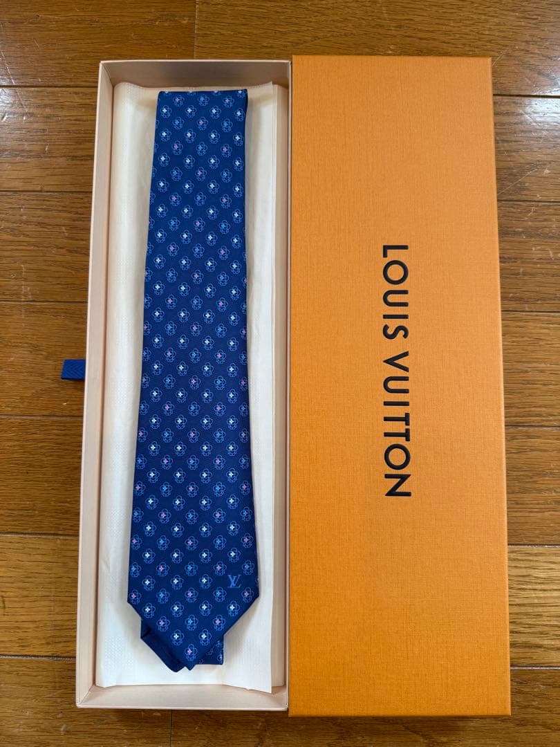 LOUIS VUITTON ルイヴィトン ネクタイ ヴィヴィエンヌ