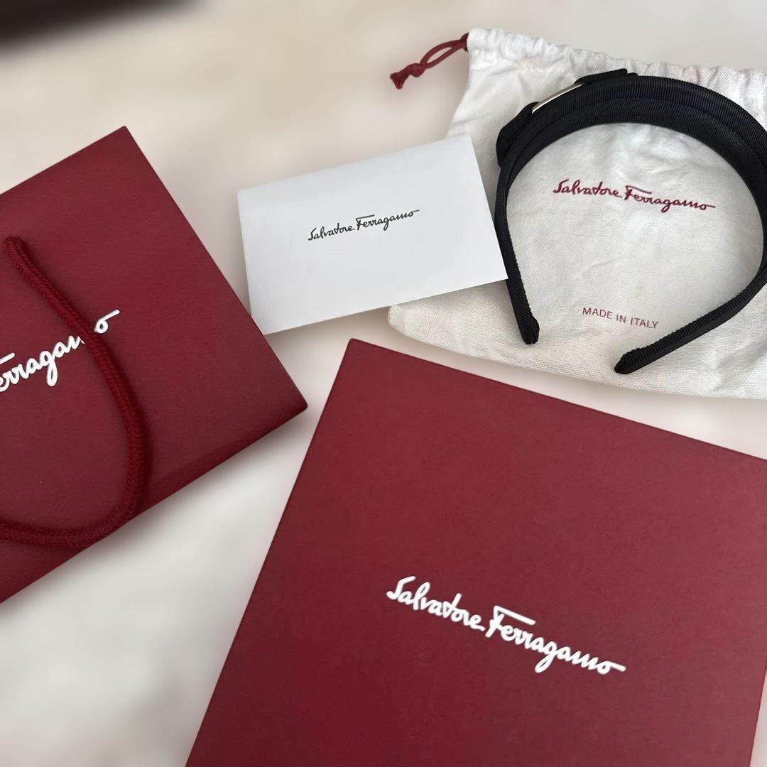 Salvatore Ferragamo フェラガモ カチューシャ ブラック