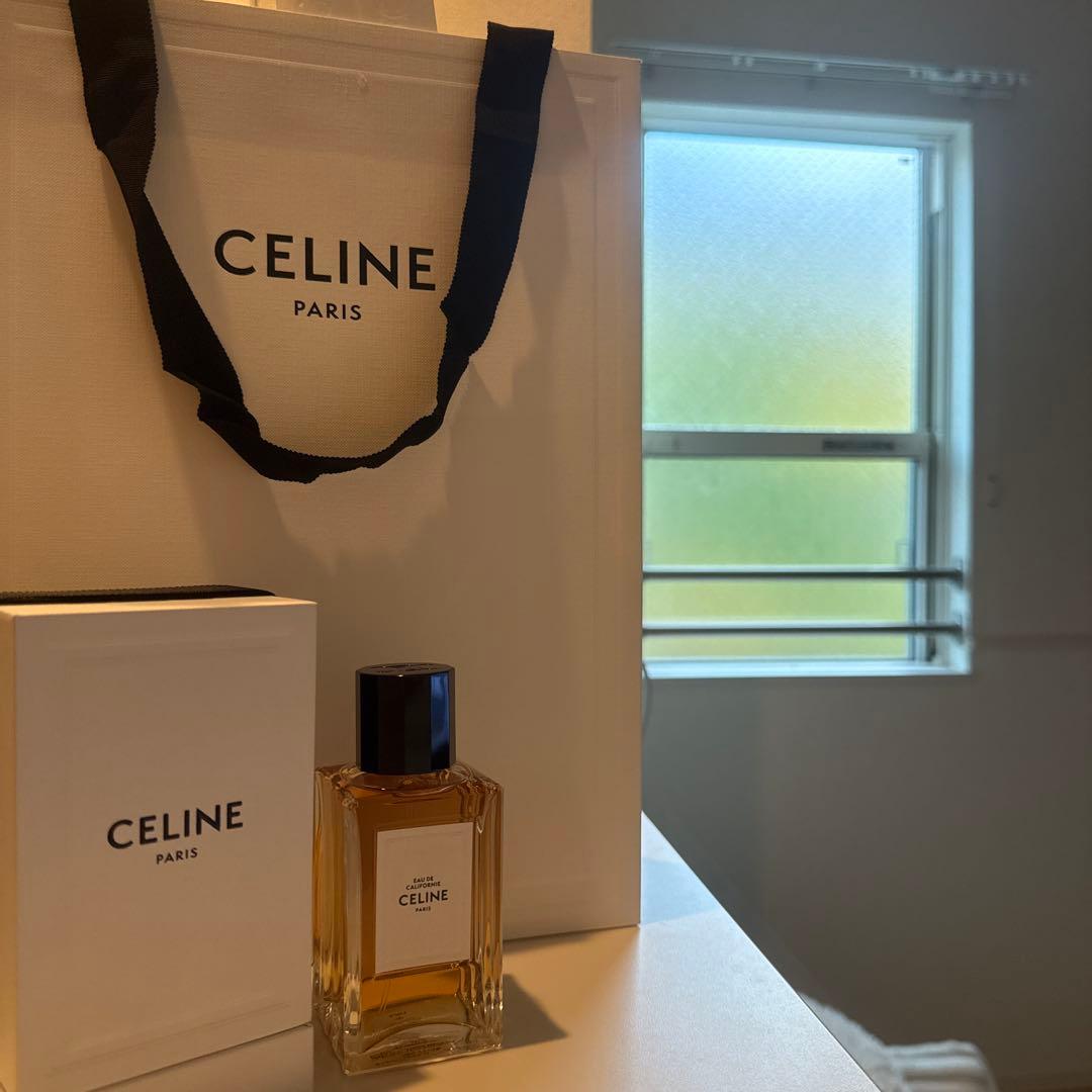 CELINE PARIS (オードゥ　パルファン)香水