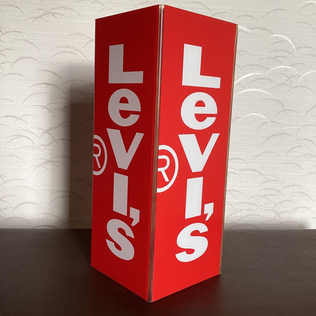 リーバイス　Levi'sアクリル4面看板〈高さ25.5cm〉