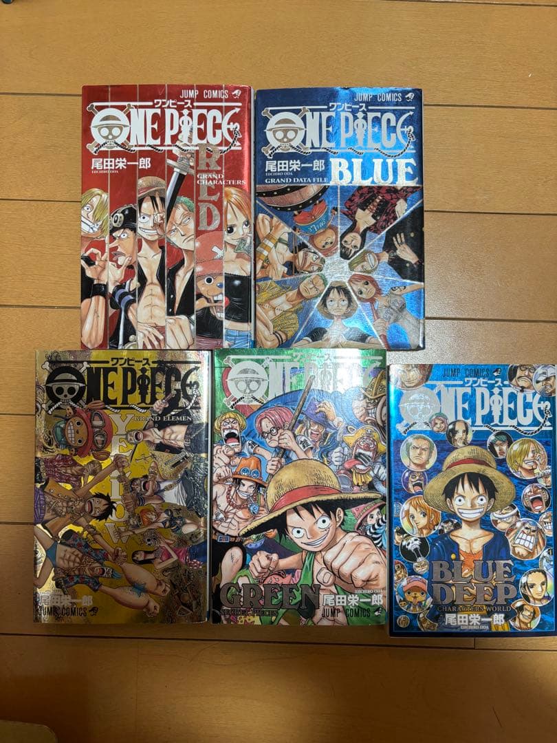 ONE PIECE 97巻セット＋設定集5巻＋イラスト集8巻＋映画特典5巻