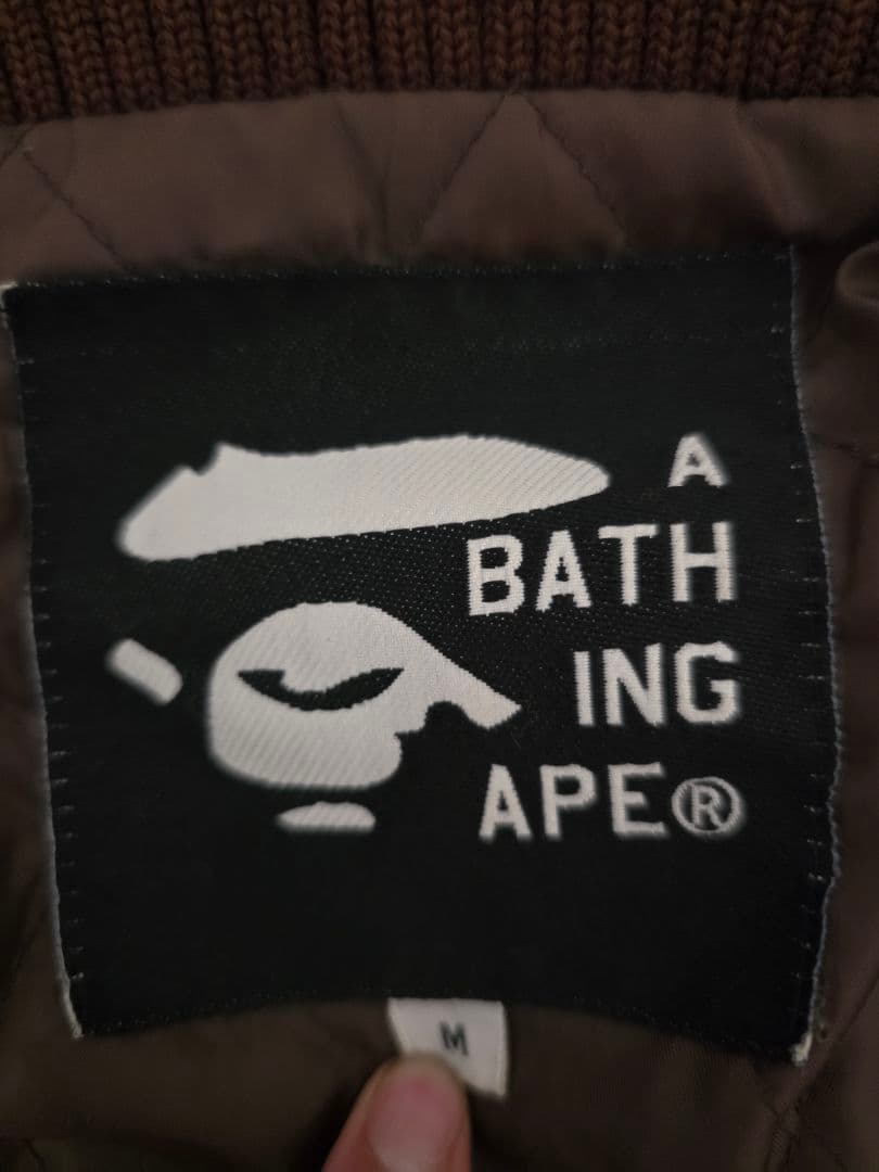 A BATHING APE　 ベージュ スタジャン