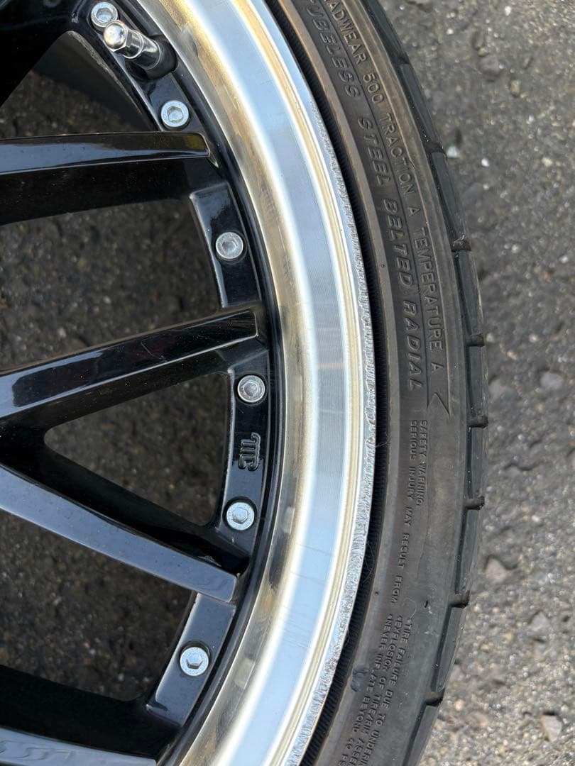 【最終値下げ】30プリウス 19インチ　アネーロコラソン