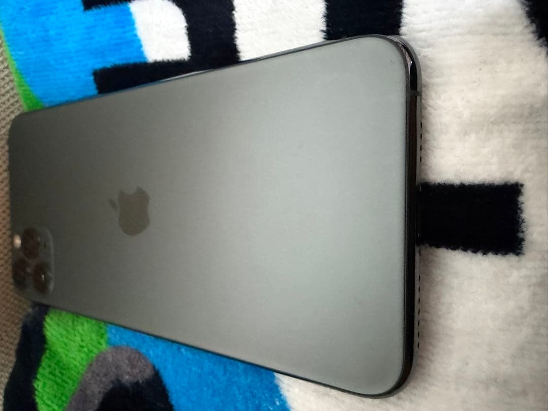 バッテリー最大容量98% iPhone 11 Pro Max 64GB