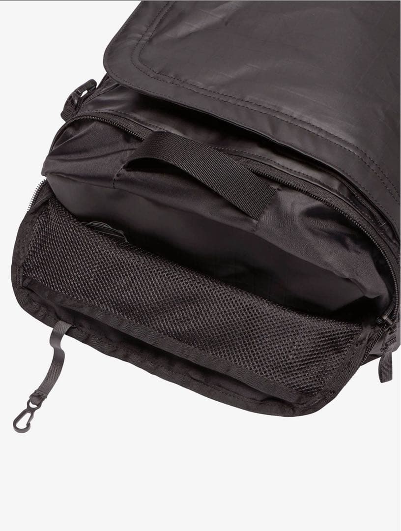 ベースキャンプボイジャーライト32L ノースフェイス バックパック リュック