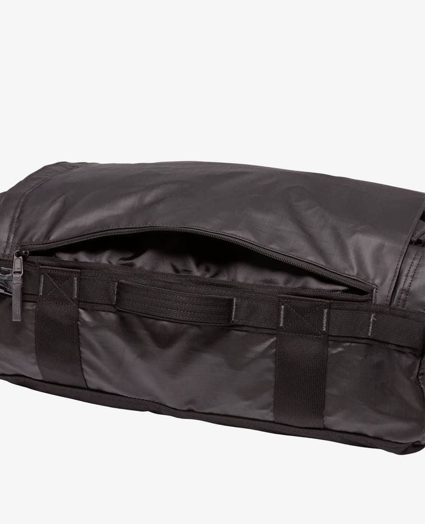 ベースキャンプボイジャーライト32L ノースフェイス バックパック リュック