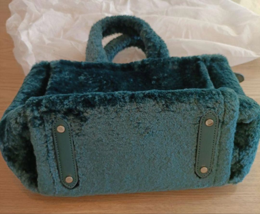 ケイトスペードニューヨーク トートバッグ　ファーバッグ　ストラップ付き　ファー