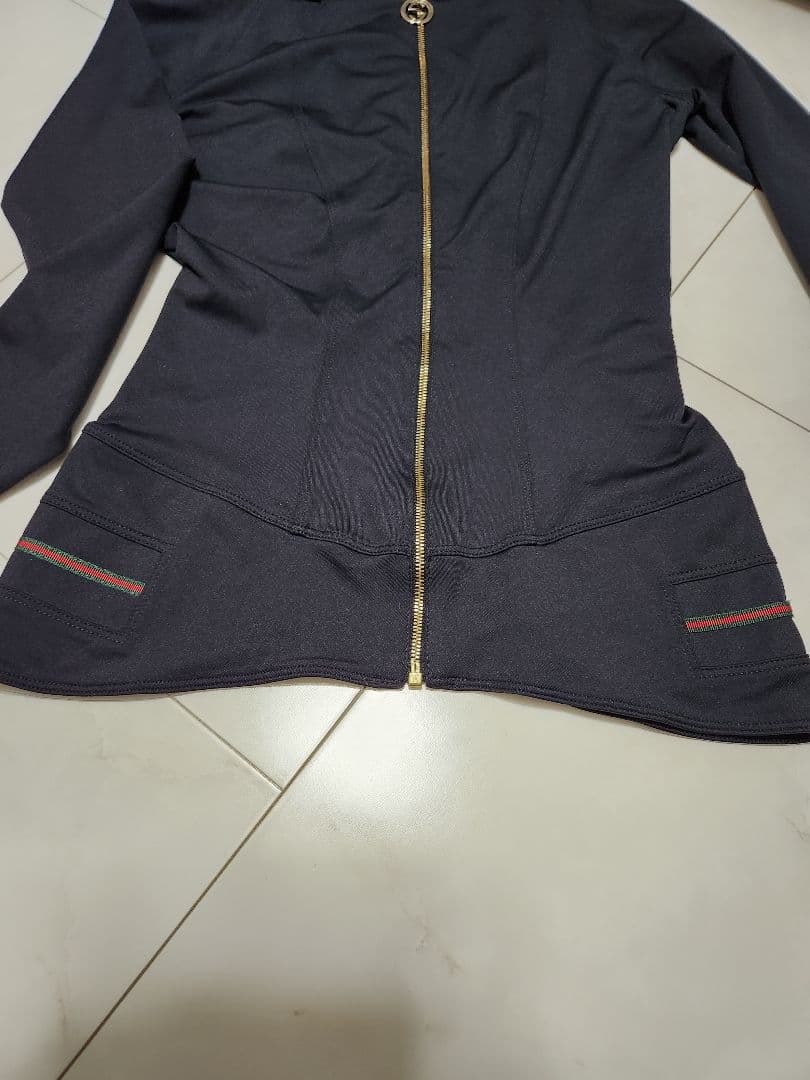 美品　グッチ 　シェリーライン　チャーム突き　ジャケット　黒XS