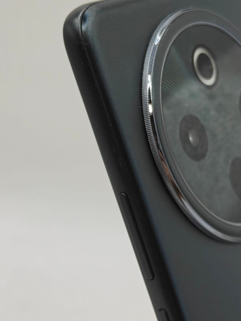 ホアン　vivo Y300 Pro+ 中国版 12/256GB ブラック