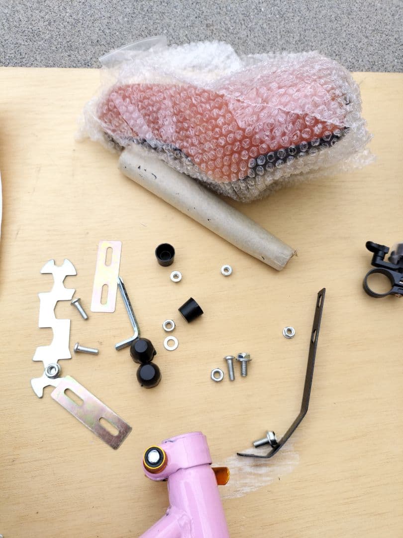 き*ね様 新品 18インチ自転車 ピンク