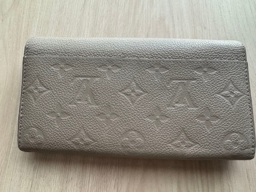 LOUIS VUITTON レザー 長財布　グレージュ