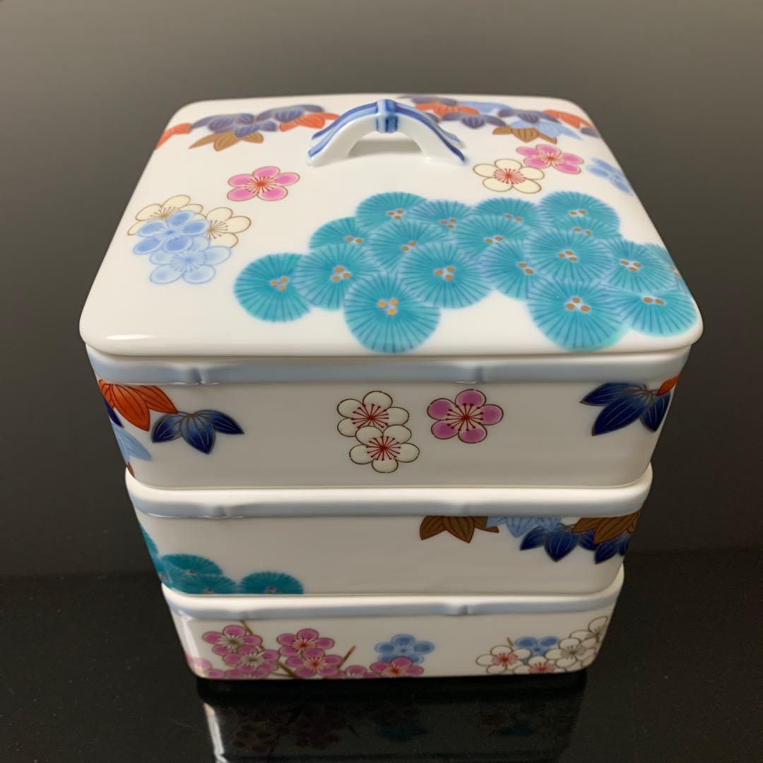 有田焼　香蘭社　染錦松竹梅　三段重　陶磁器　重箱　正月　おせち　木箱入り