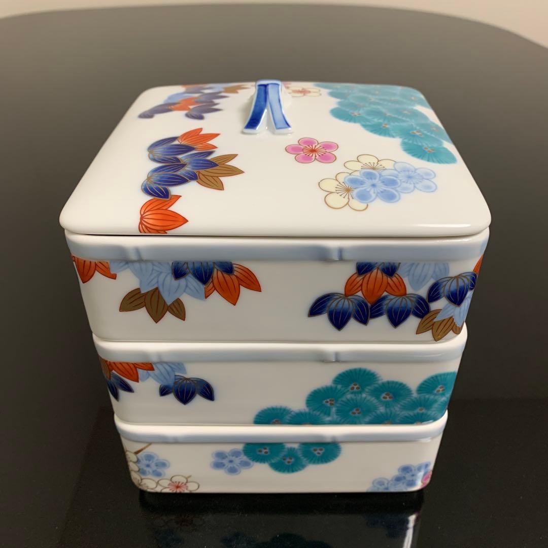 有田焼　香蘭社　染錦松竹梅　三段重　陶磁器　重箱　正月　おせち　木箱入り