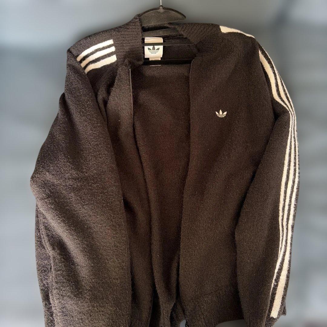 adidas トラックジャケット　XL 正規品