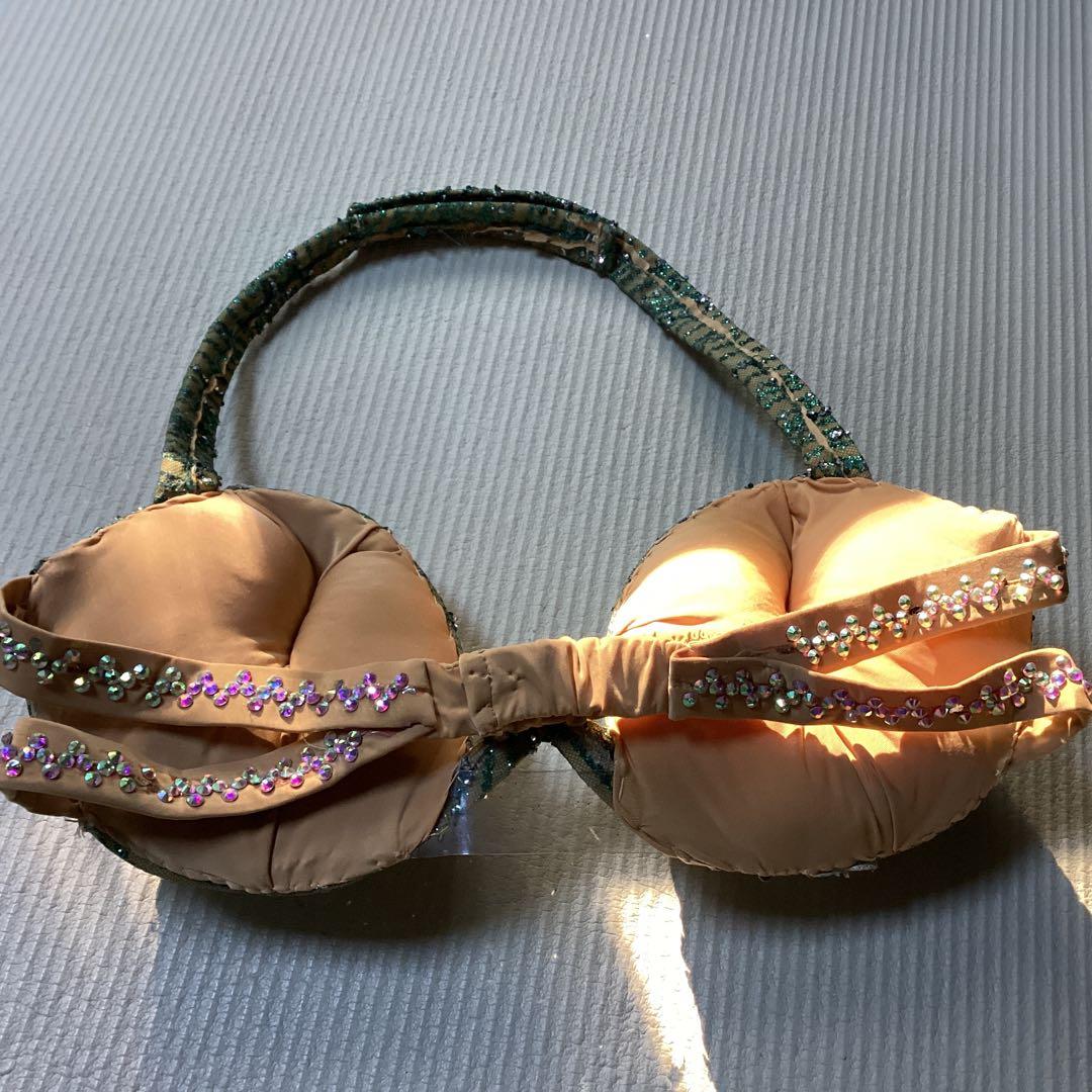 ベリーダンスコスチューム　グリーン