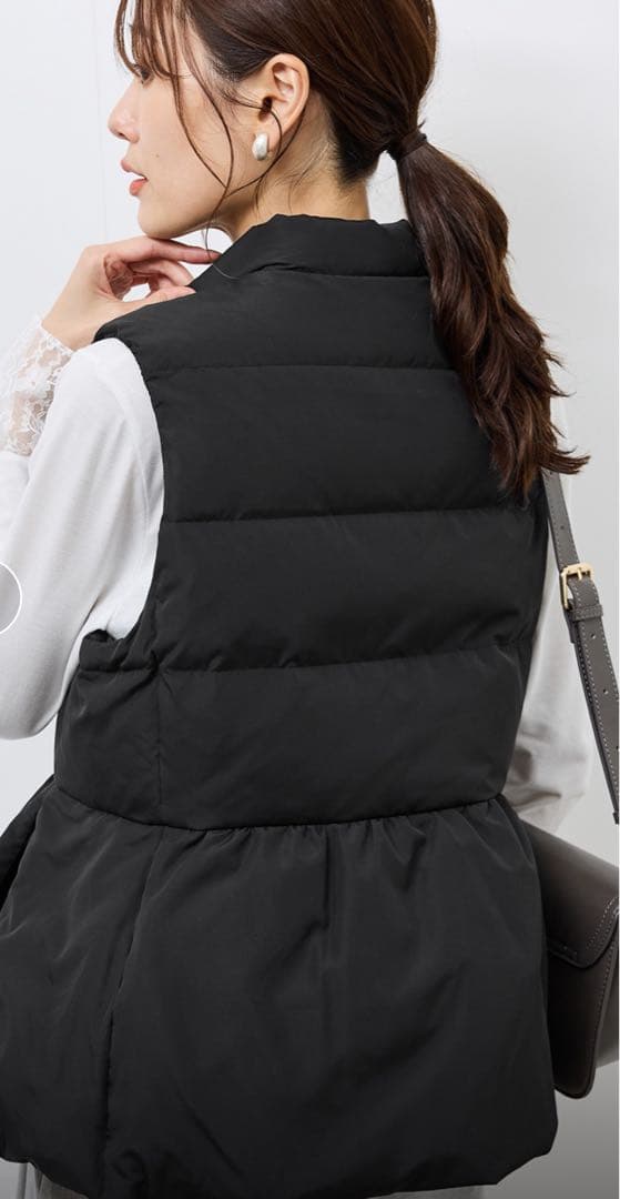 【GREEN DOWN/グリーンダウン】ペプラムダウンベスト