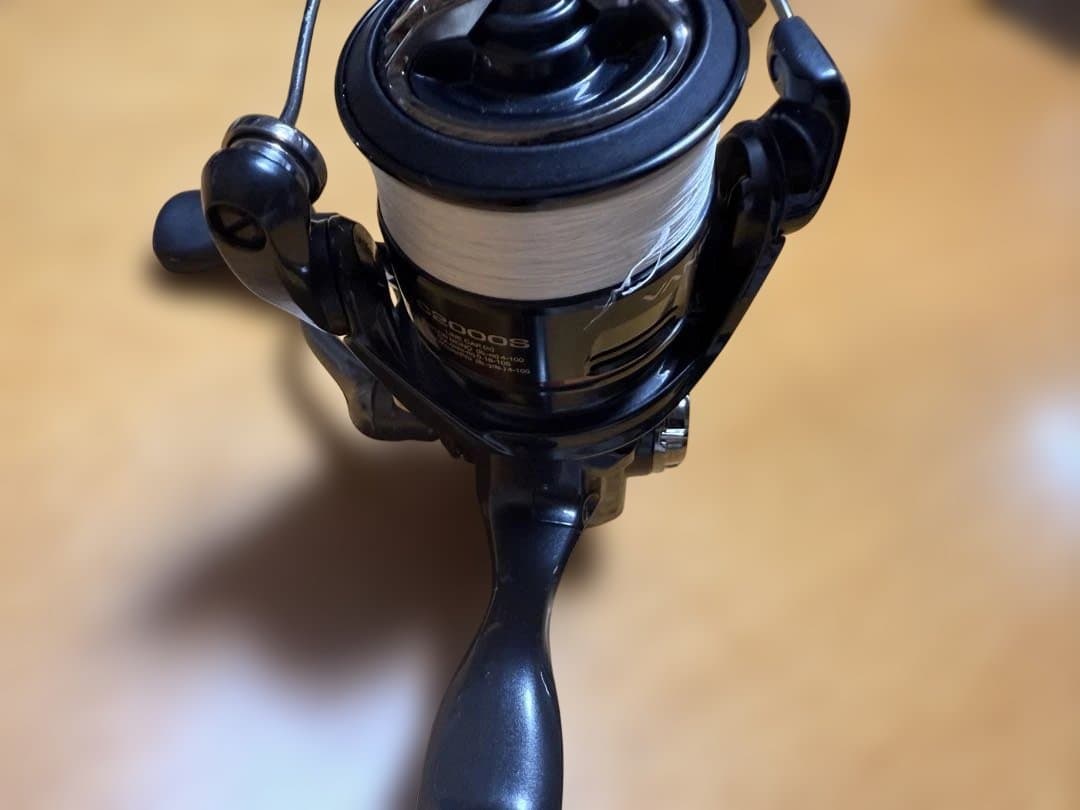 シマノ 24 ヴァンフォード C2000s スピニングリール