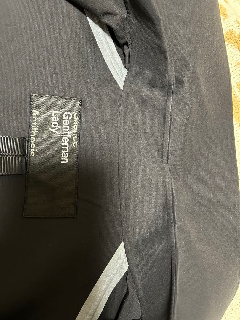 【花粉時期オススメ】Chaos カオス　シェルSPECアウターコート　ブラック