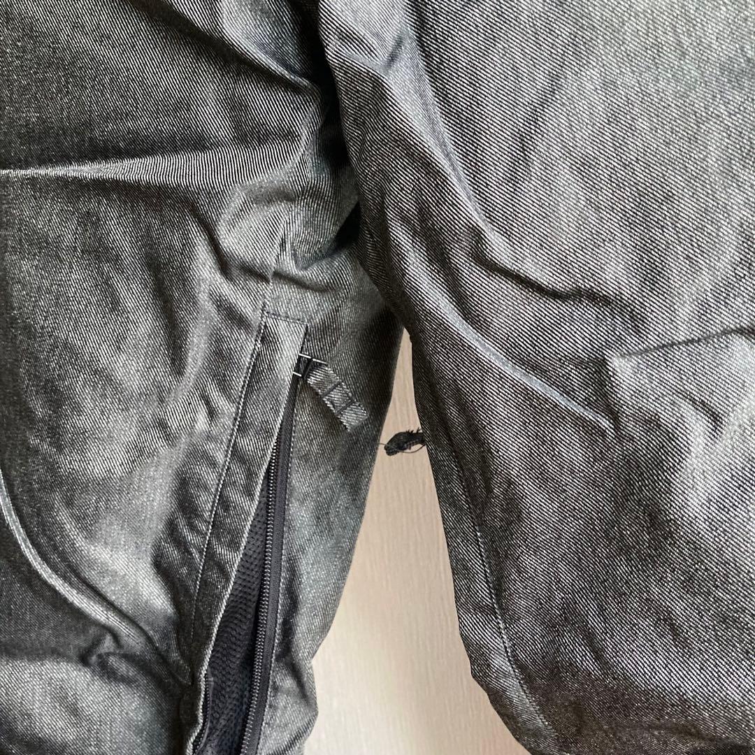 【上下セット】スノーボードウェア　ジャケット　高撥水　ポケット有　フード無し