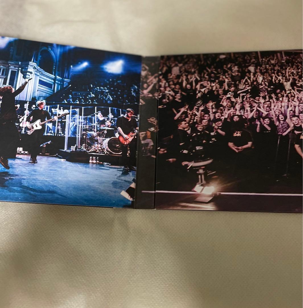 洋楽 Bring Me The Horizon   Hall