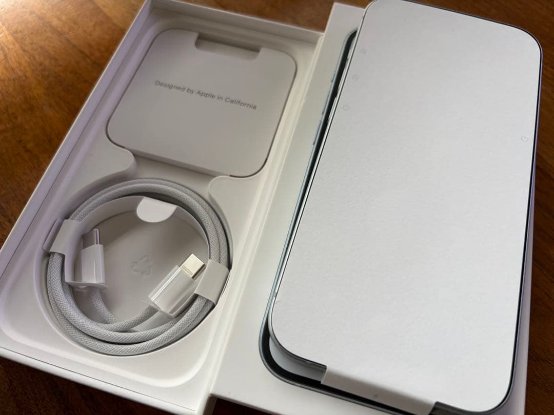 ⭐️iPhone 15 256GB ブルー SIMフリー 美品 バッテリー87%